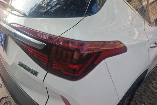 Kia KX3