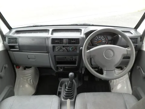 Mitsubishi Minicab Van