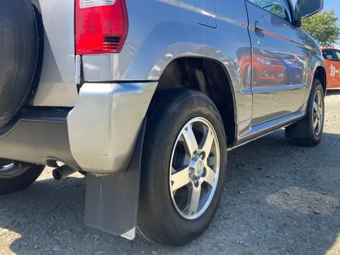 Nissan KIX