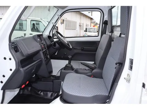 Nissan Clipper Truck