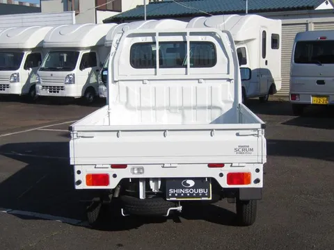 Mazda Scrum Truck