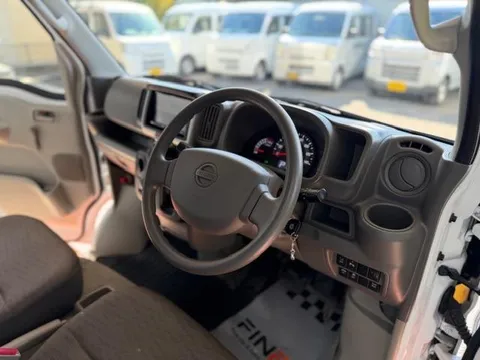 Nissan Clipper