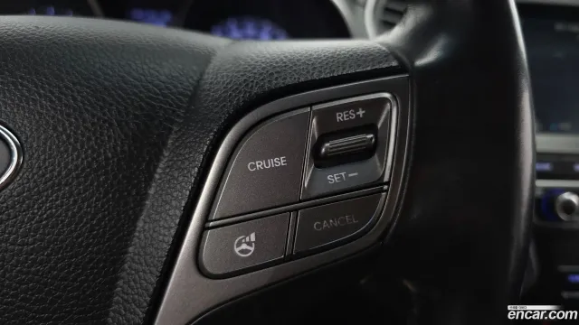 Hyundai Grand Santa Fe (Maxcruz)