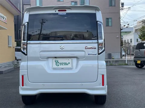 Suzuki Spacia Custom