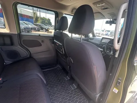 Mitsubishi eK X Space