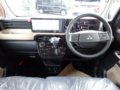 Mitsubishi Delica Mini