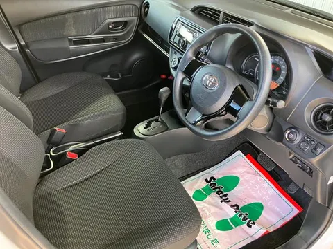 Toyota Yaris (Vitz)