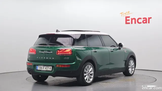 MINI Clubman