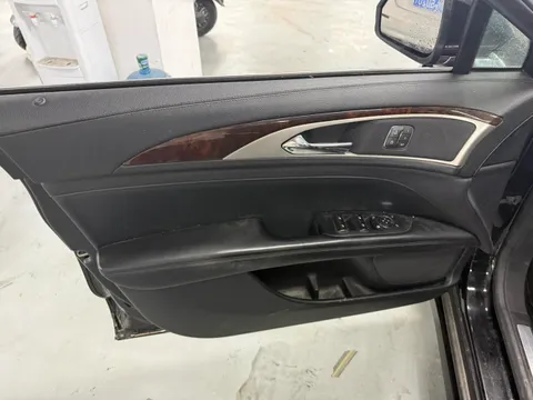 Lincoln MKZ