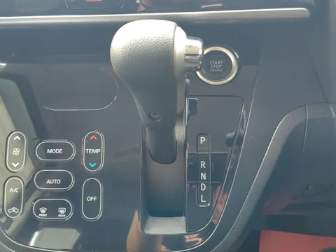 Mitsubishi eK Space Custom