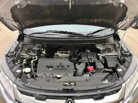 Mitsubishi RVR