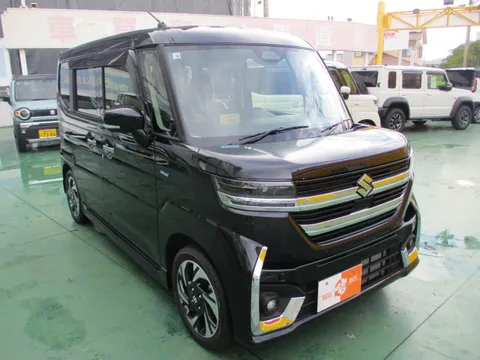 Suzuki Spacia Custom