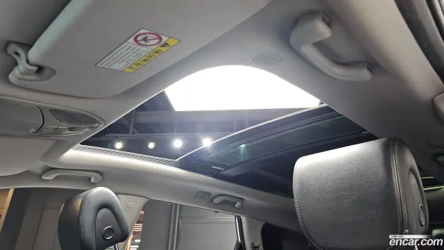 Hyundai Grand Santa Fe (Maxcruz)