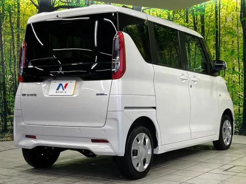 Mitsubishi eK Space
