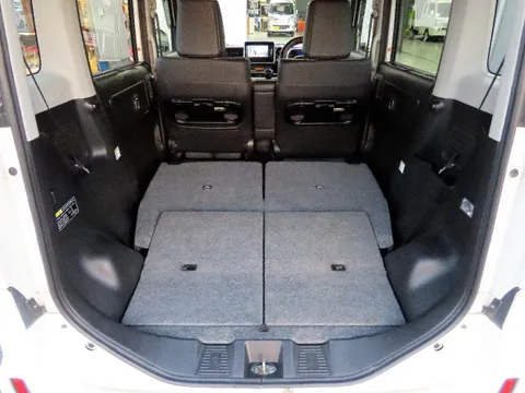 Suzuki Spacia Custom