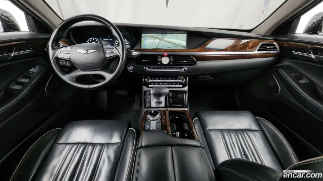 Genesis G90 (EQ900)