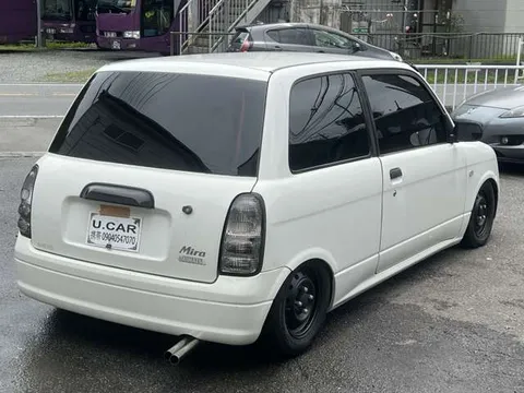 Daihatsu Mira