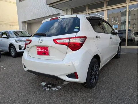 Toyota Yaris (Vitz)