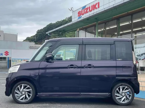 Suzuki Spacia