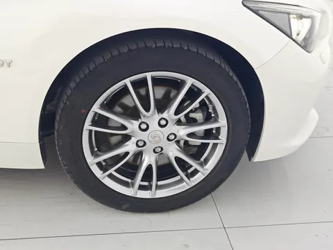 Infiniti Q50L
