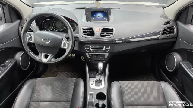 Renault SM3