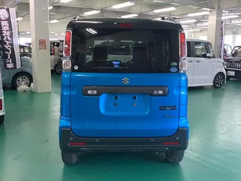 Suzuki Spacia Gear