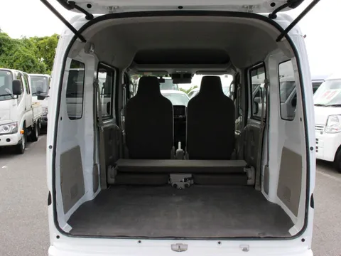 Nissan Clipper