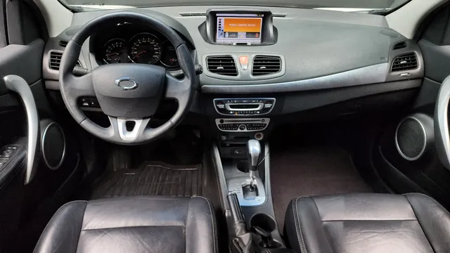 Renault SM3