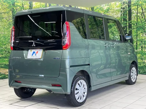 Mitsubishi eK Space