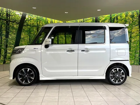 Suzuki Spacia Custom