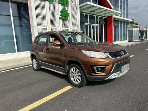 BAIC Senova X35