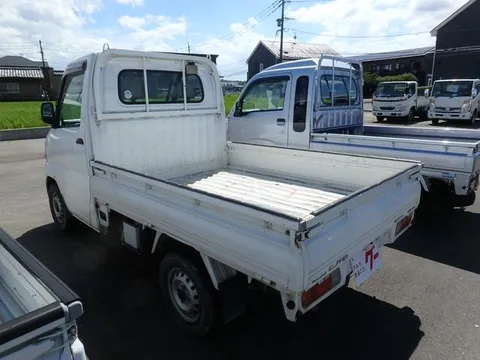 Nissan Clipper Truck