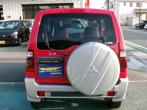 Mitsubishi Pajero Mini