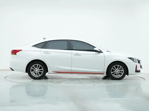 Changan Raeton CC