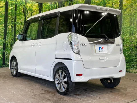 Mitsubishi eK Space Custom