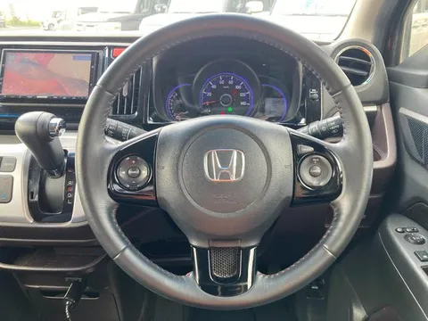 Honda N-WGN Custom