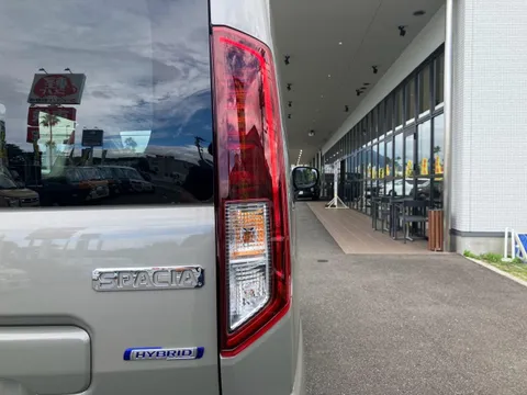 Suzuki Spacia