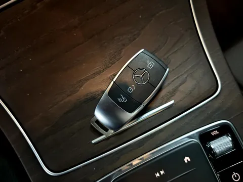Mercedes-Benz Mercedes-Benz GLC