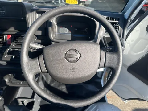 Nissan Clipper Truck