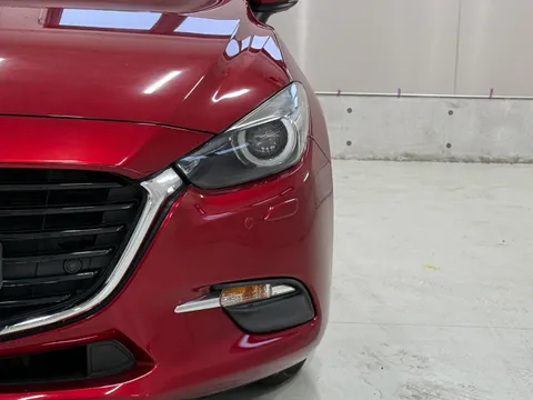 Mazda Axela Sport