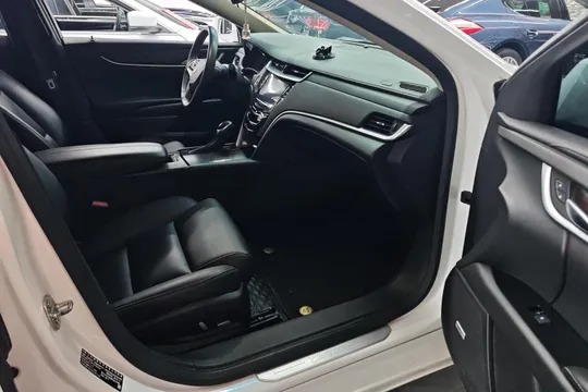 Cadillac XTS