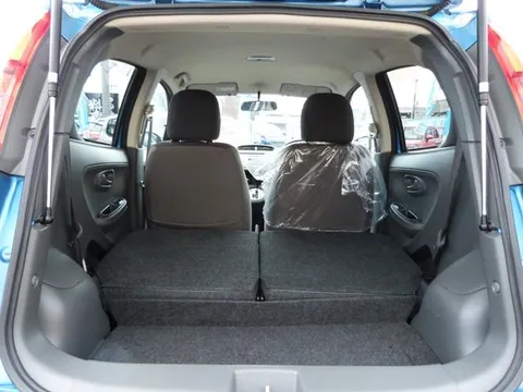 Subaru R2