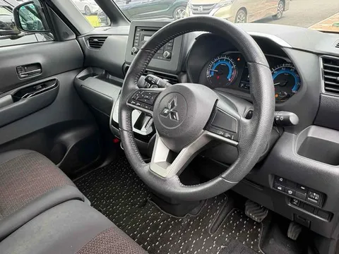 Mitsubishi eK X Space