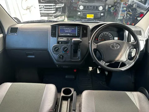 Toyota TownAce Van