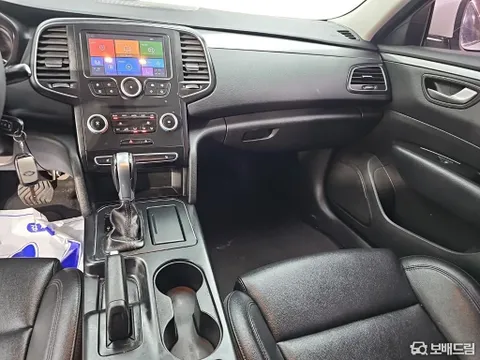 Renault Talisman (SM6)