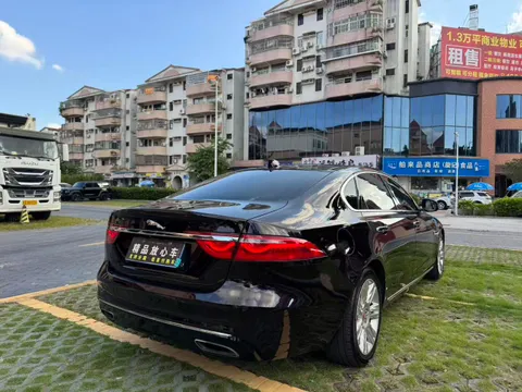 Jaguar XFL