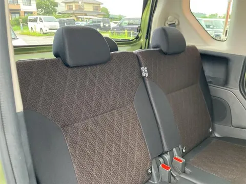 Mitsubishi eK X Space