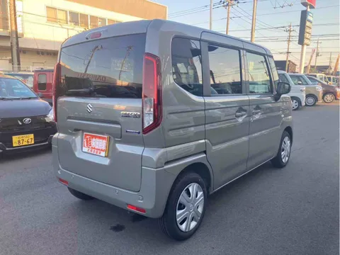 Suzuki Spacia