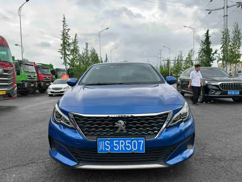 Peugeot 408