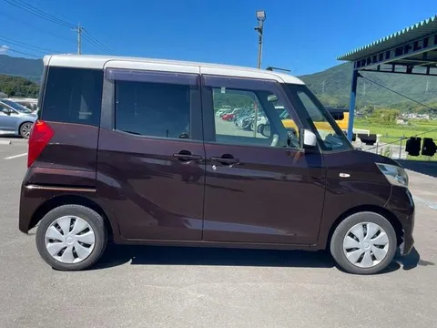 Mitsubishi eK Space